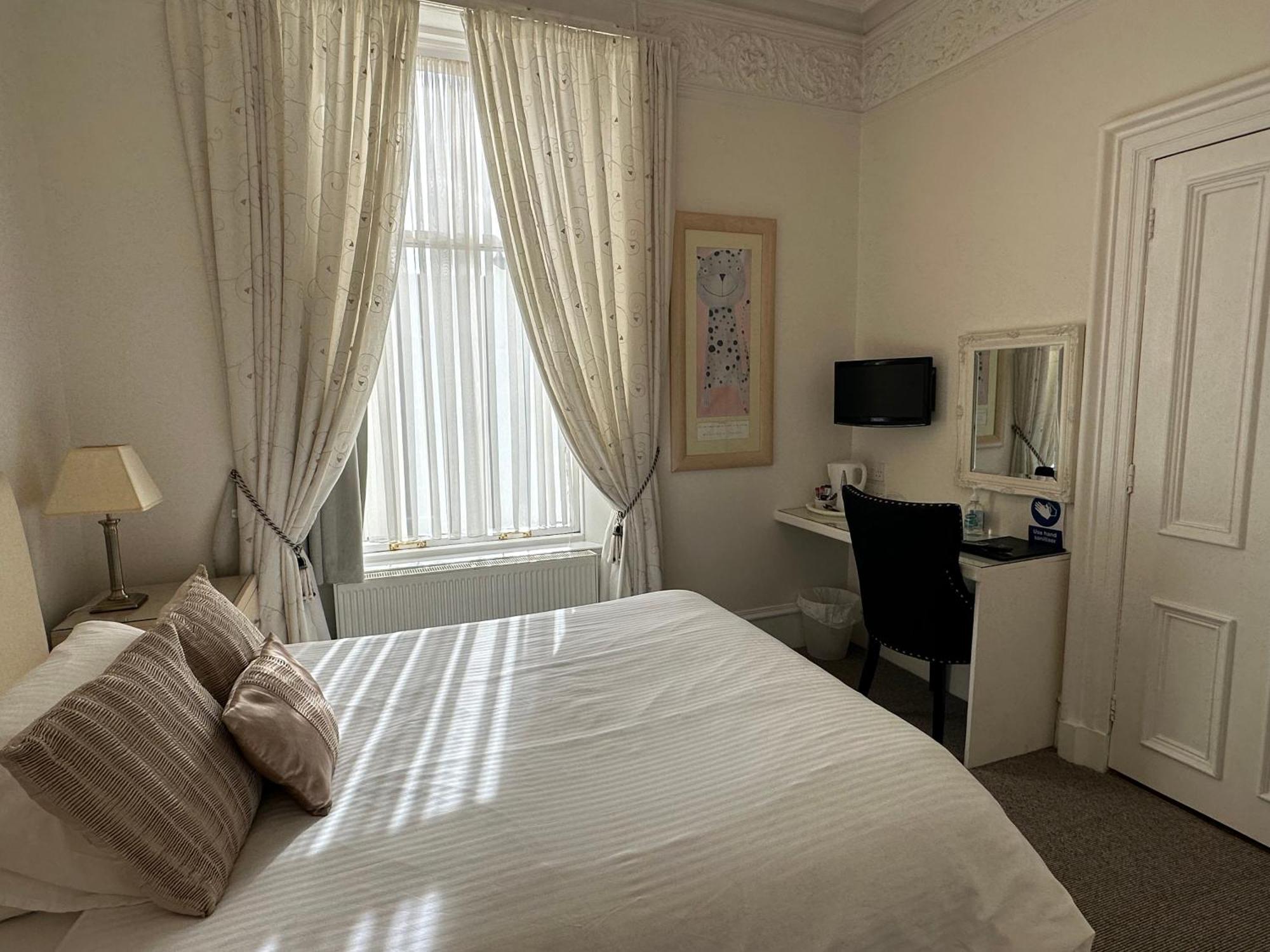 Third House Guest House Aberdeen Extérieur photo