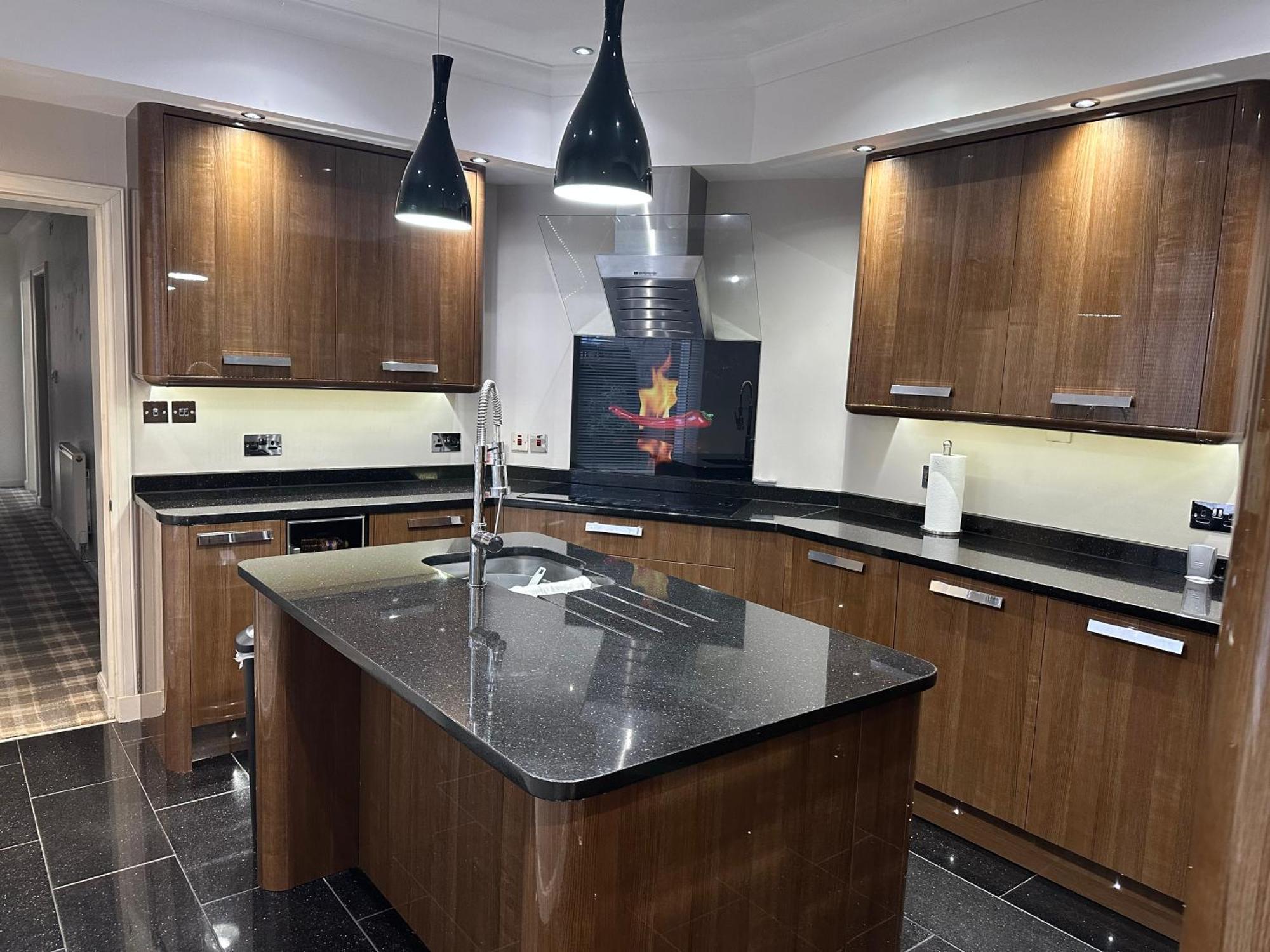 Third House Guest House Aberdeen Extérieur photo